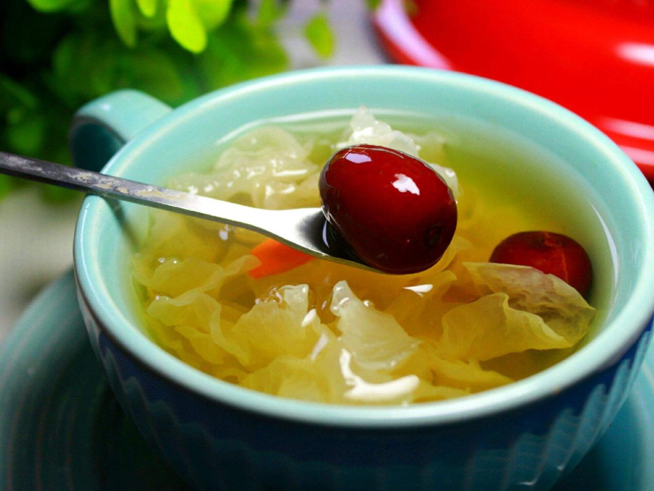 女人不想老太快, 多吃这些天然食物, 给卵巢洗洗“澡”, 显年轻态