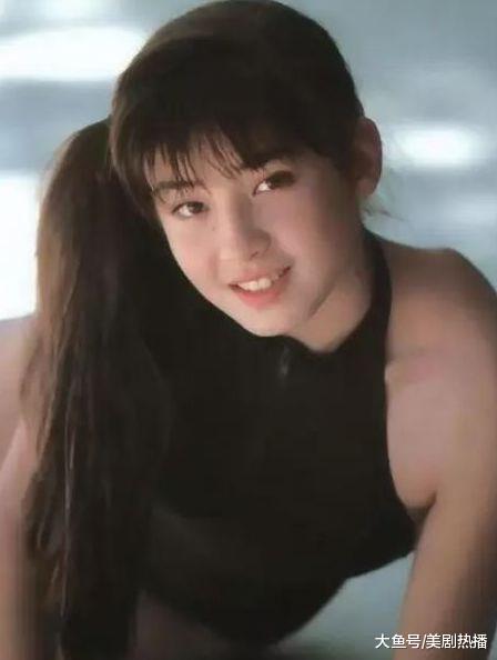 曾是最美女星, 18岁被母亲哄骗拍写真自此消沉, 但之后却逆风翻盘