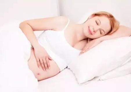 孕妈的这3种睡觉习惯会影响到胎宝的发育, 如果你也有, 赶快改掉