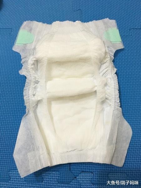 这样帮宝宝换尿不湿, 告别漏尿漏屎、红痕!