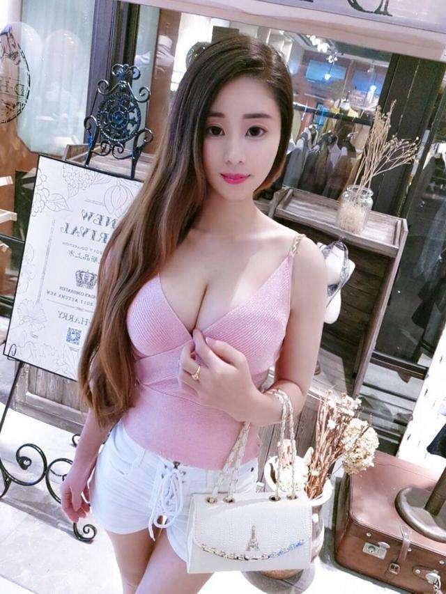 男人时间久了, 连女人这“黑”地方也会直接下嘴