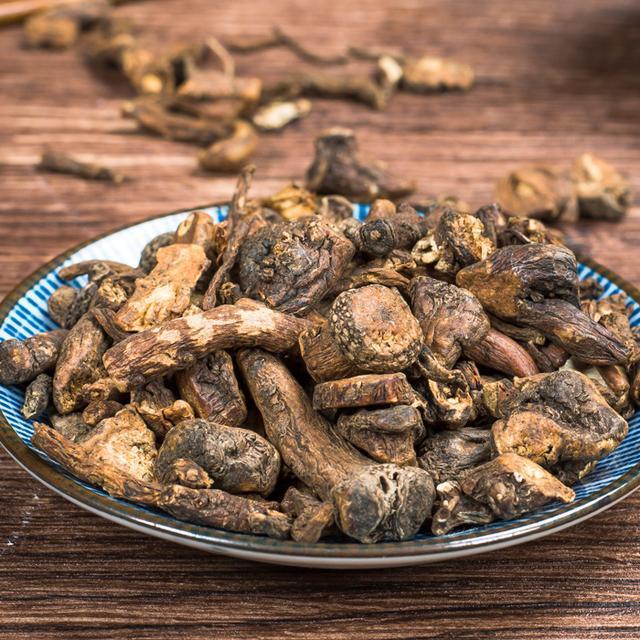 这几种碱性食物, 尿酸高的人早晚吃一点, 尿酸降不停不再怕痛风