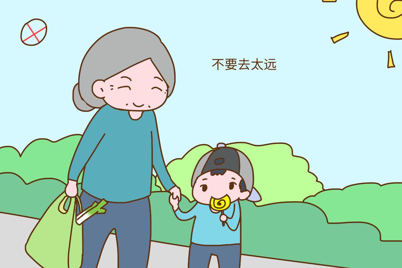 女孩在大庭广众之下被抱走? 教你3招保护孩子, 别等晚了再后悔