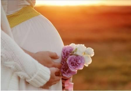 爸爸姓“陈”, 听完给女儿取的名字, 妻子落泪, 医生护士也点赞!