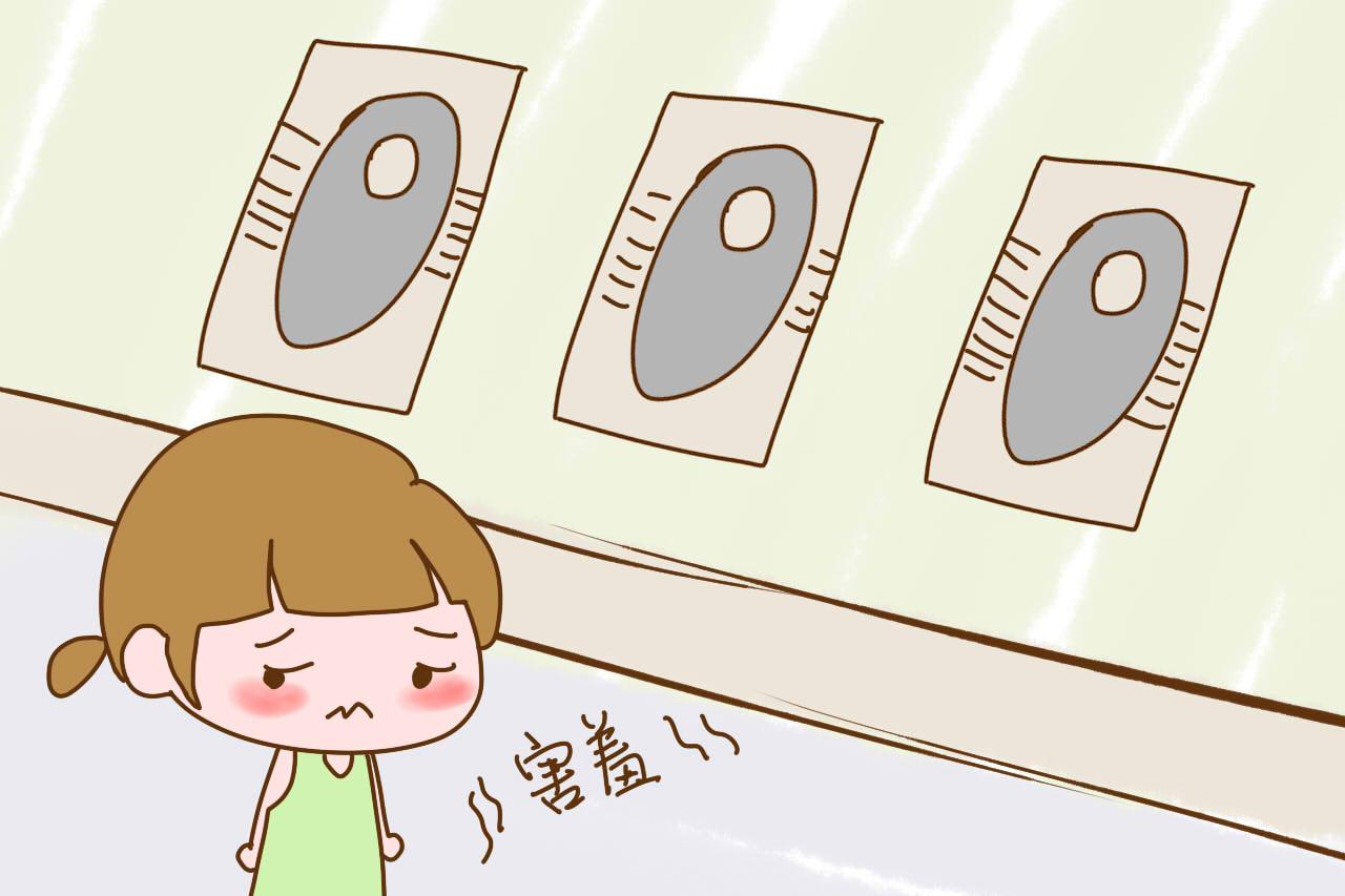 上了幼儿园, 孩子的这些怪行为老师不会说, 但家长心里要有数