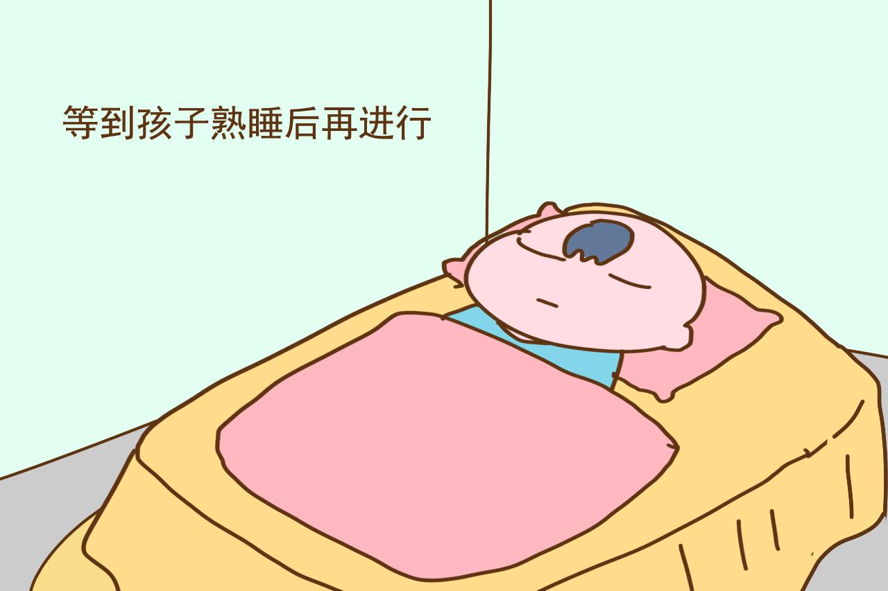 这两种行为只会让大人害羞、小孩尴尬, 家长别再当着孩子面做了