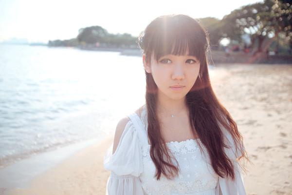 在原谅与绝望之间游荡, 唯一的感觉是伤, 伤, 伤