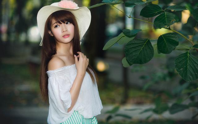 从哪些细节可以看出, 一个女人爱过很多男人?