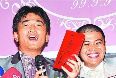 他结婚前夜欲烧炭自杀, 欠下4千万赌债后离婚, 如今靠卖早餐还债