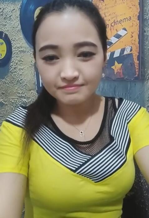 美女一口气喝掉1瓶酒, 看完后我只想说: 谁娶这样的老婆活该倒霉