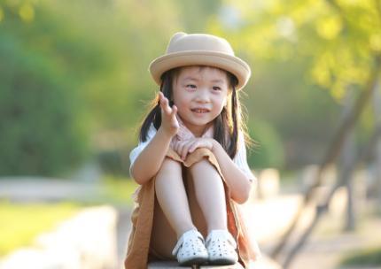 这样的小孩不受欢迎, 长大后也很难有出息, 家长可要好好引导