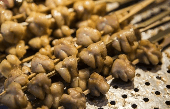 鸡身上, 这个3个部位不能吃! 有些人却不要命的喜欢吃!