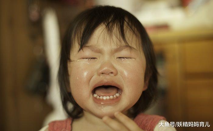 面对无理取闹的孩子, 妈妈做好这4点比数123管用