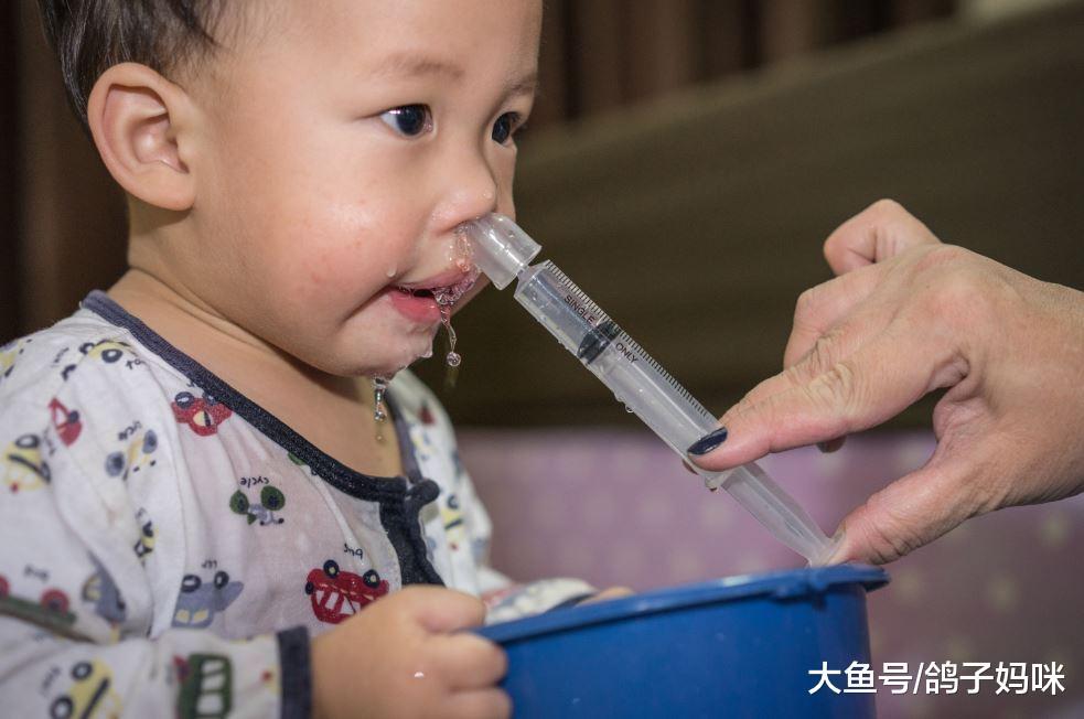 宝宝黄鼻涕代表感冒变严重了? 错, 别急着吃抗生素!