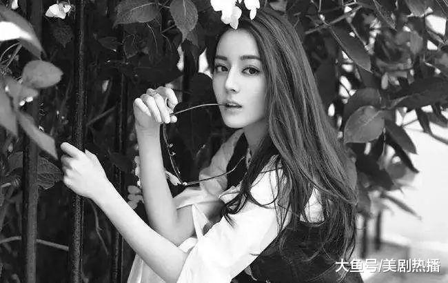 金鹰女神可能是杨颖? 网友: 那迪丽热巴和杨紫她们都是陪跑的?