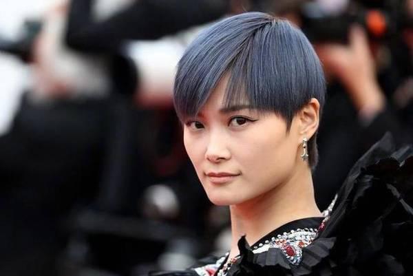 李宇春和外国老头结婚? 真相令人哭笑不得