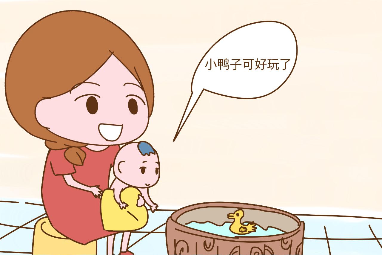 宝宝不爱洗澡? 不用强来只要四招, 妈妈们看看有没有做到?