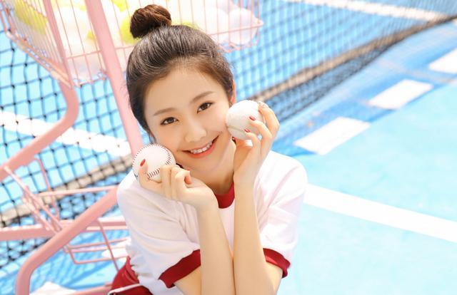 一般微信上有这4个表现的女人, 都很“随便”!