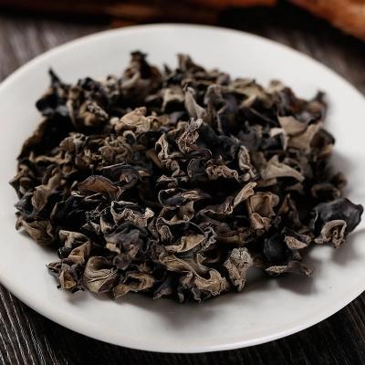 女人这个地方有硬块要重视, 常吃这些碱性食物, 缓解增生不惹病