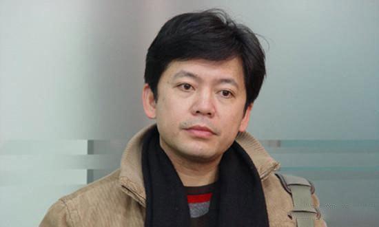 为了家庭放弃走红机会 与发妻携手度过28年 今女儿是高颜值学霸!