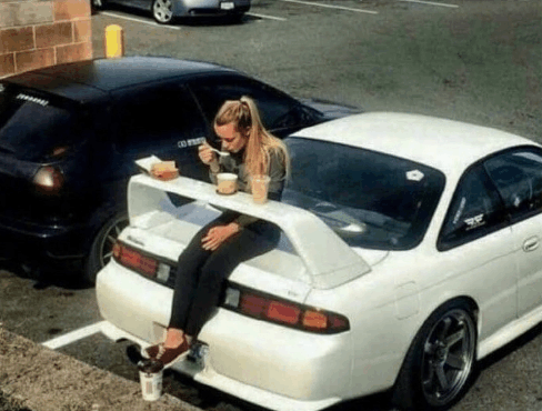 现在我终于明白为什么有些车后面