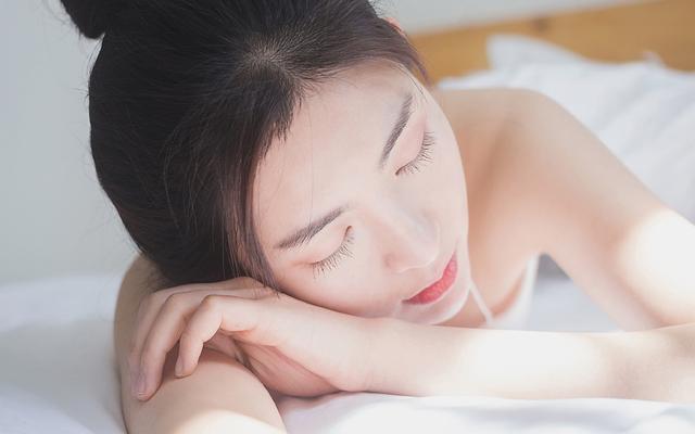 如何让男人离不开你? 你得会说这四句话!