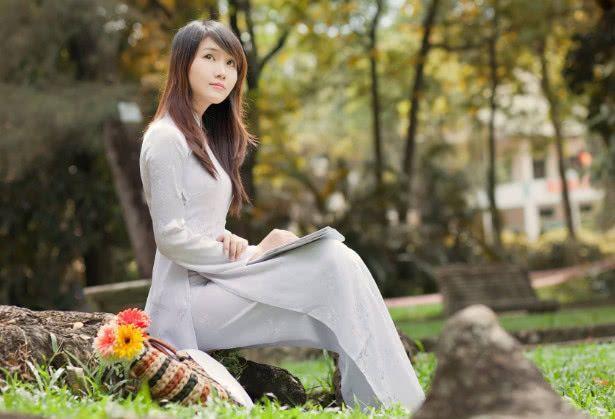 女人要想卵巢不早衰, 要多吃这几样, 补充雌激素, 越来越年轻!
