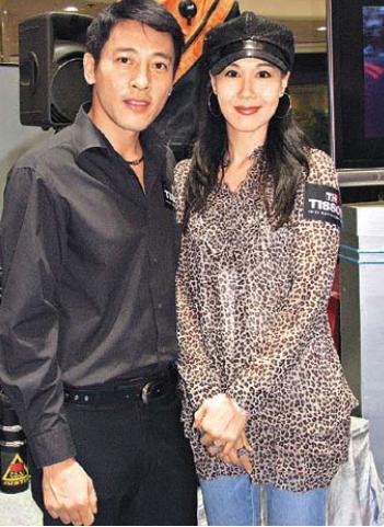 为女友拒绝富豪5000万, 意外车祸导致孩子流产, 今却成这样!