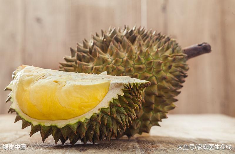 如何挑选榴莲好与坏 2b91a5f4e4cad28bfb3c5b1f514f12d6x800x525x54.jpeg