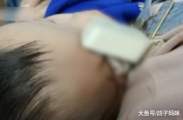 插头插进宝宝的头! 居家安全要做好, 爸妈小心这件事