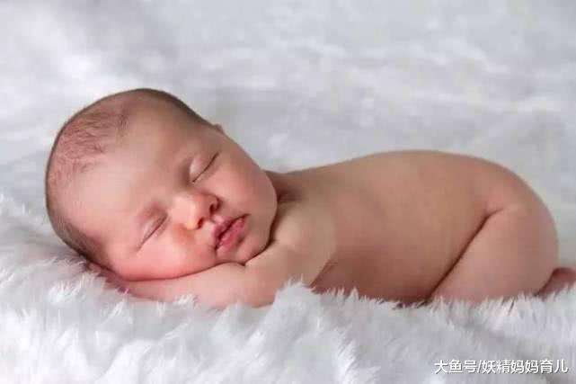 宝宝满月前常见的4种异常症状, 妈妈应对有妙招
