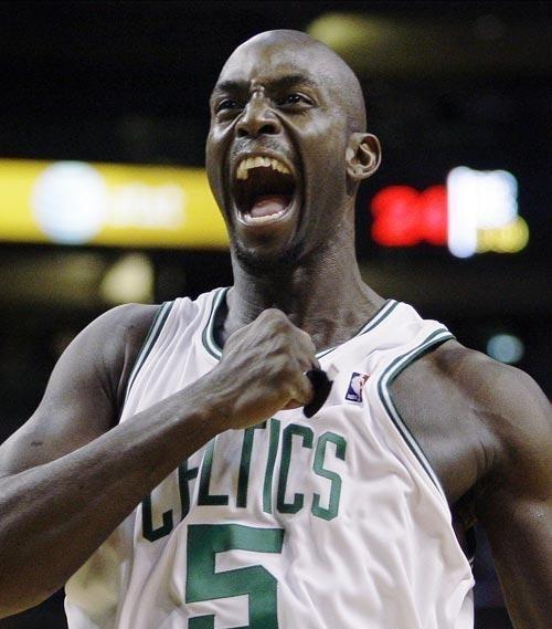 都只有一个总冠军, 诺维斯基和加内特谁更伟大