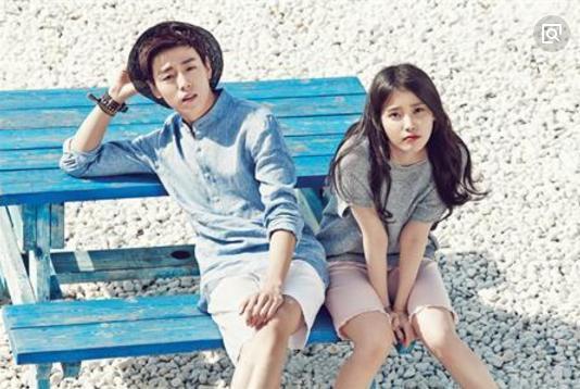 异性之间有这4个小动作, 说明对方对你心动了!