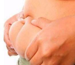 湿气太重胖到裤子都拉不上? 喝水时加勺它, 湿气没了, 肚子平坦了