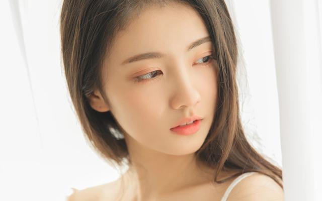 恋爱期间的情侣, 该看对方的手机吗?