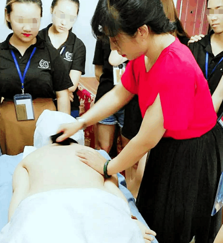 女人身上有3个“排毒窝”, 三伏天拍一拍, 去湿气排毒素, 健康一整年