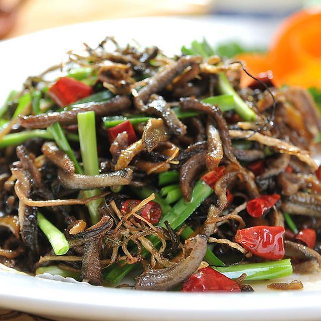 这些食物每天吃一口, 排出五脏湿毒一身轻, 大肚子也平了!