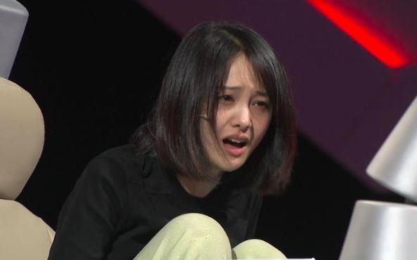 郑爽《铁甲》现场失控发飙, 怒斥节目组: 你们尊重过我的队伍吗