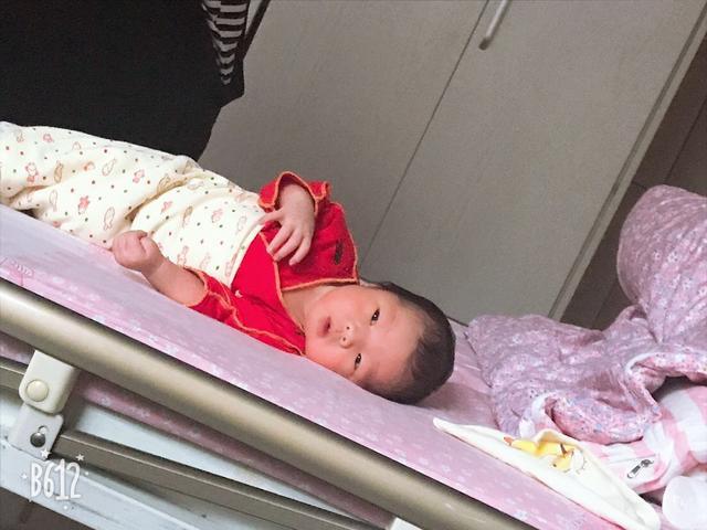 分娩尴尬事: 宝宝在我聊着天时轻松出世