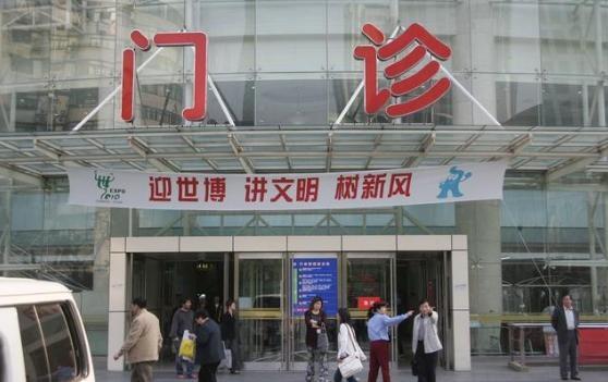 64岁老太胸痛难忍, 查出肺癌晚期, 医生: 最让人心痛的不是病!