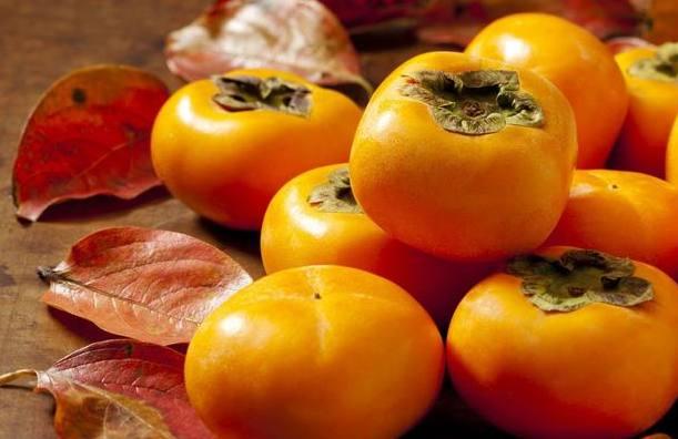 体内有湿气, 这2种“水果”要少吃! 容易加重湿气, 你还不知道?