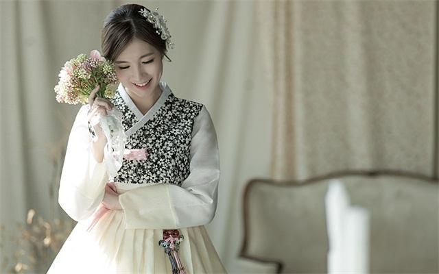 不管你多喜欢多爱一个人, 千万不要太在乎一个人