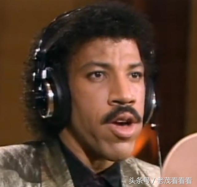 最早的公益歌曲 超级强大的阵容 真的可以洗洗耳朵 唱功太好了 娱乐