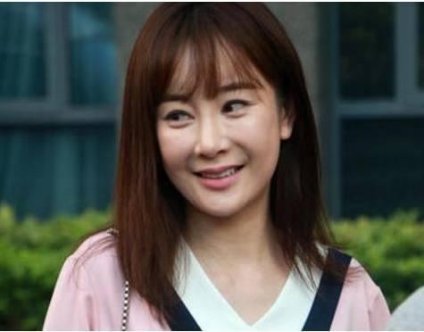 蔡少芬张檬李心艾合照, 整没整容一目了然!