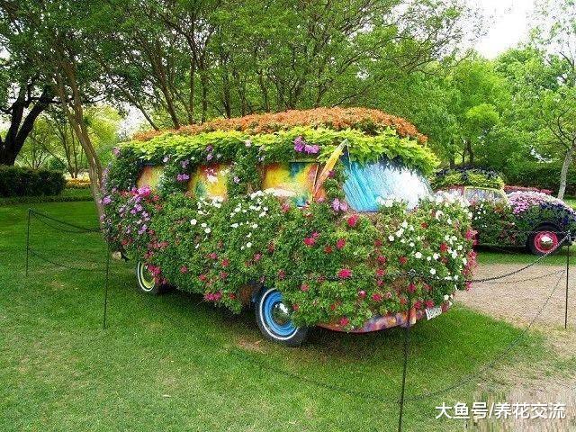 十个特别有创意的后院花坛, 废弃的自行车和汽车都用上了