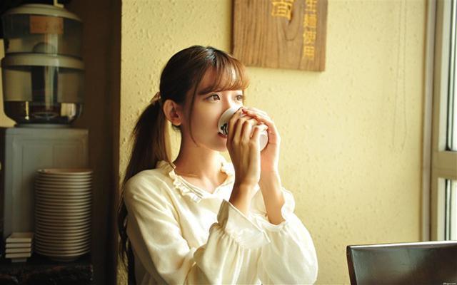 从哪些细节可以看出, 一个女人爱过很多男人?