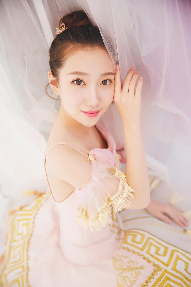 男人越在乎一个女人, 越不会让她做这4件事!