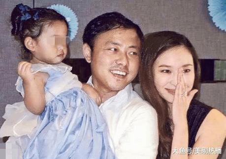 吴佩慈纪晓波为儿子庆生! 为何她生了仨娃纪晓波还是不让她进门?
