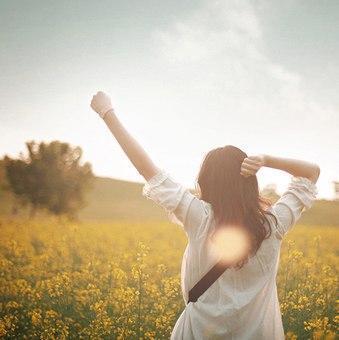 距离之所以可怕, 是不知道对方正将你牵挂还是将你遗忘