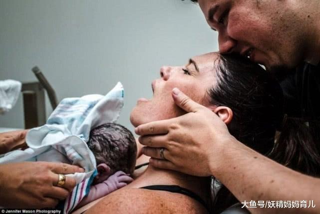 生娃前, 产妇疼的死去活来, 胎儿悄悄做了这6件事